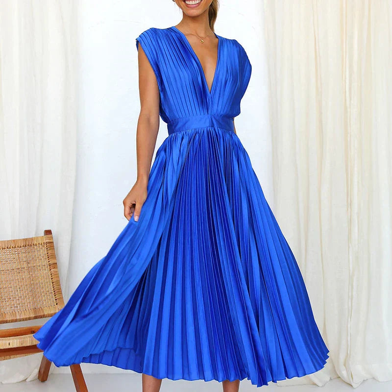 Adele - Maxi Dress with V-Neck and Pleats