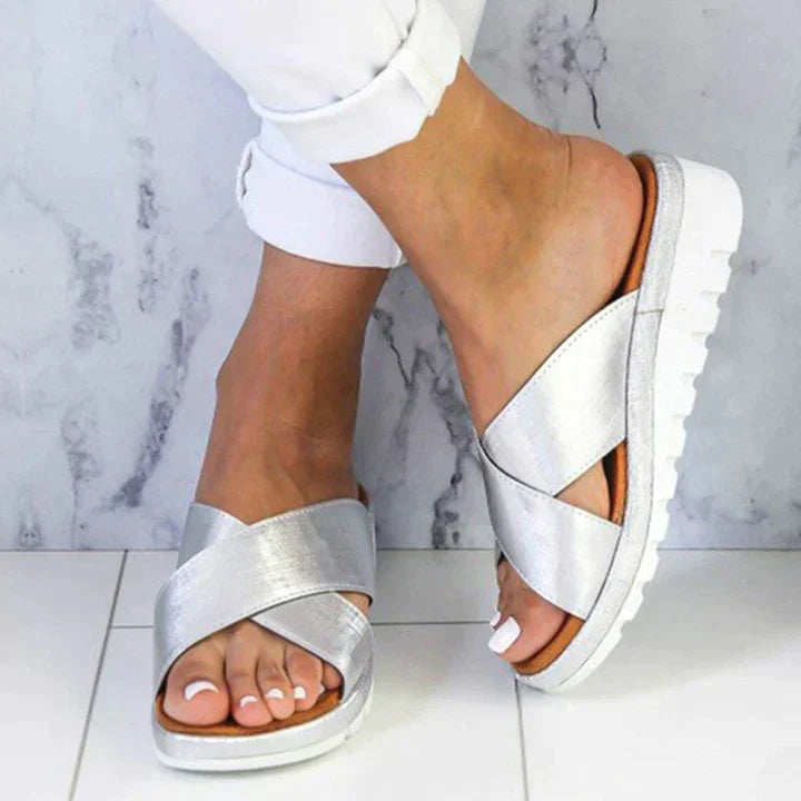 CloudWalk Luxe | The Trendsetting Ortho-Sandals